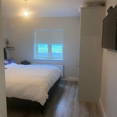 Cosy Good Vibes Only - Home In Kildare
